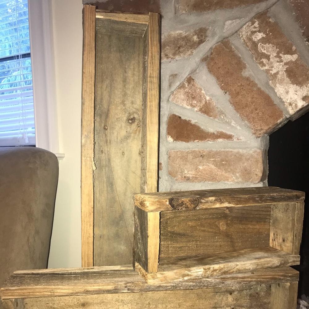 Rustic wood box